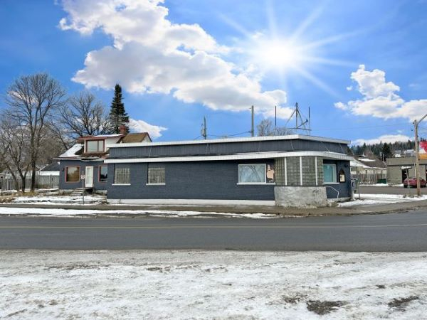 Restaurant and Separate House